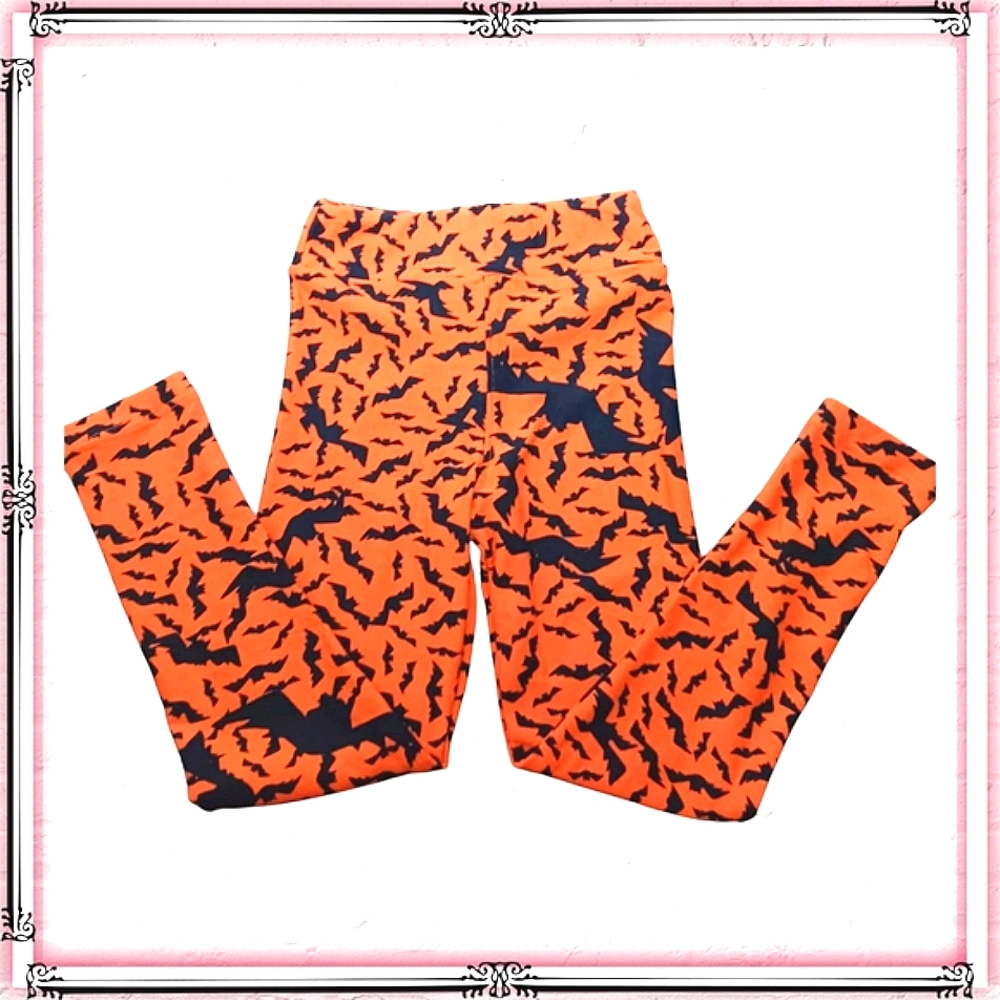 LulaRoe Girl's Halloween Orange Bat Leggings Size S/M
